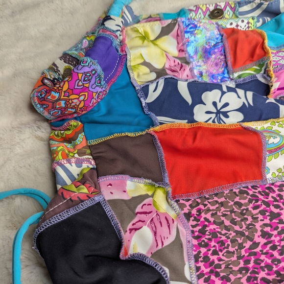 PUALANI COLORFUL BEACH TOTE - Picture 4 of 16